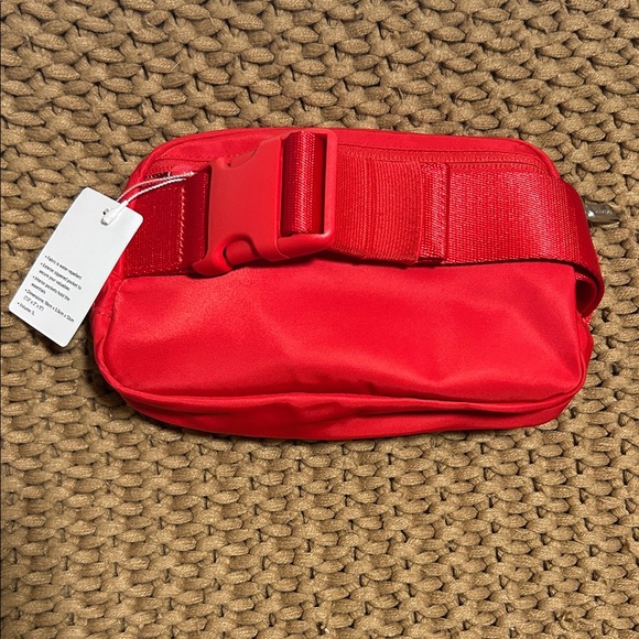 lululemon athletica Red Crossbody Bag - Picture 2 of 7